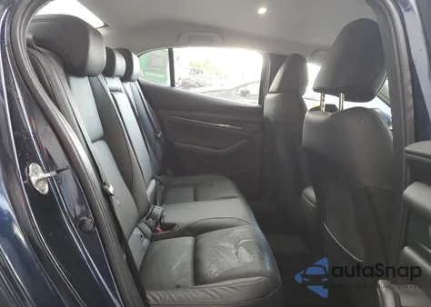 2021 Mazda 3 Select z USA, uszkodzony, nr VIN JM1BPBBL3M1326981